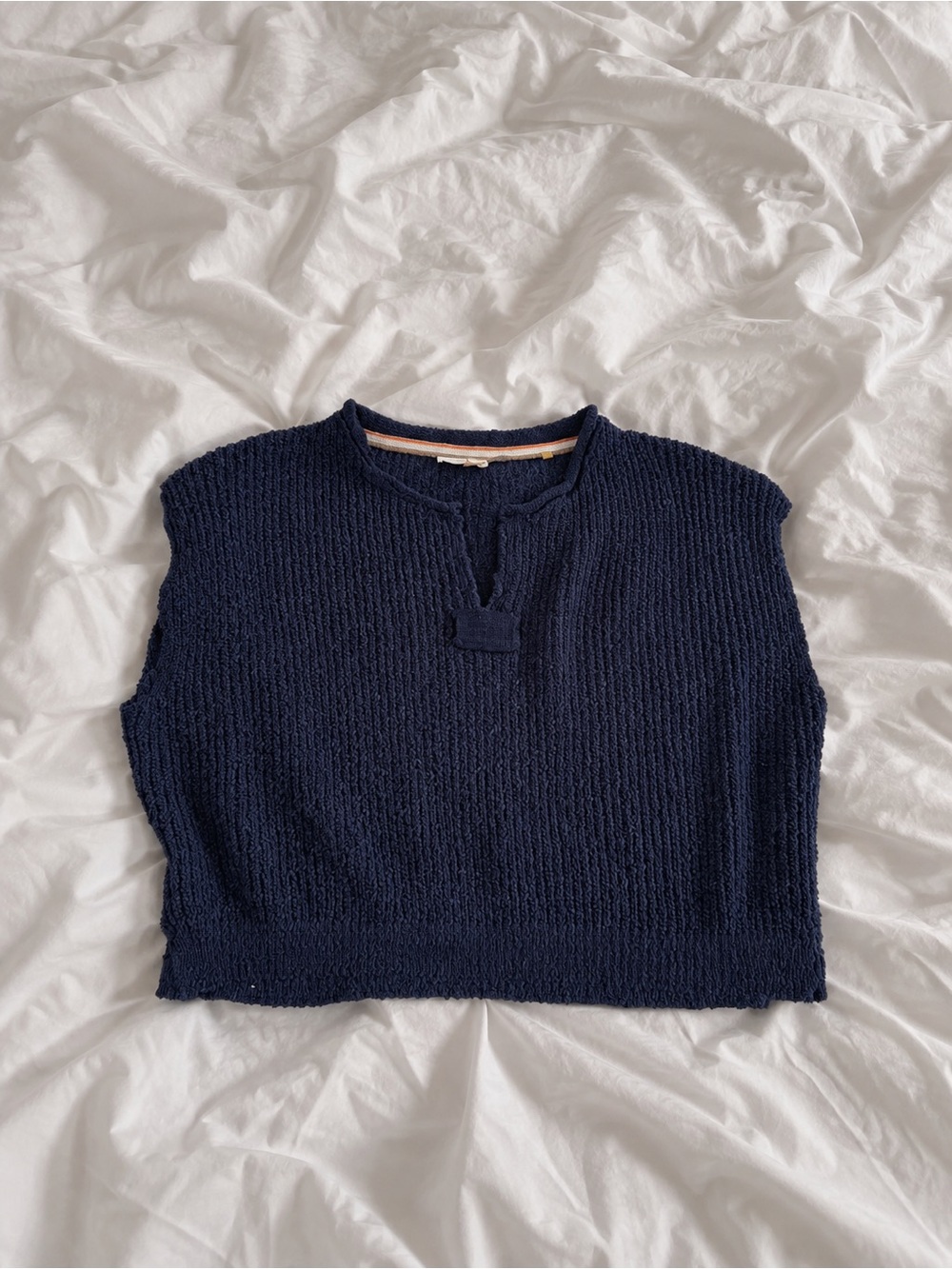 ILLA ILLA Navy Textured Knit Sleeveless Crew